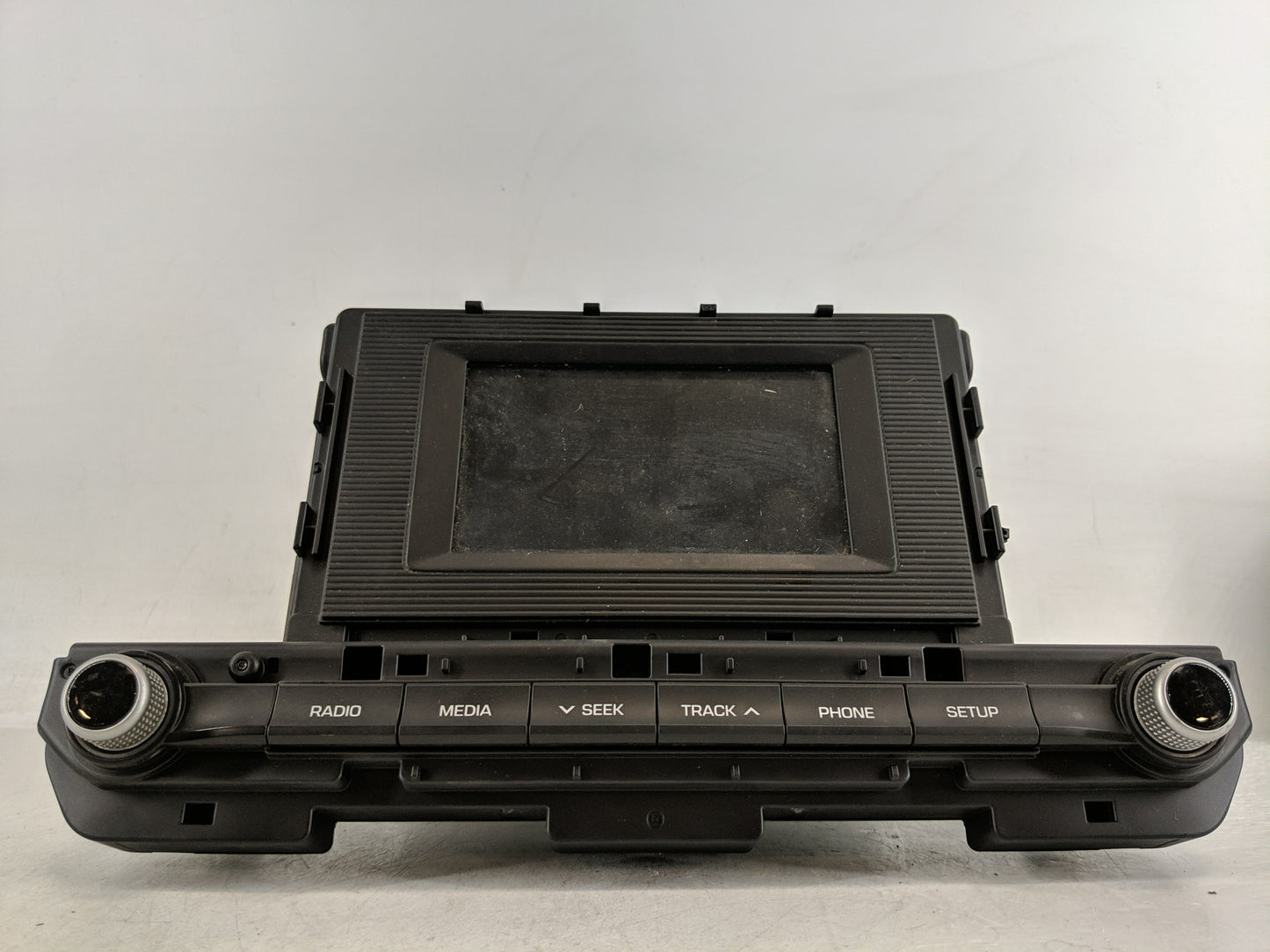 2019-2020 Hyundai Elantra Radio AM FM Cd Player Receiver Replacement P/N:96180F2UA0SSH Fits Fits 2019 2020 OEM Used Auto Par