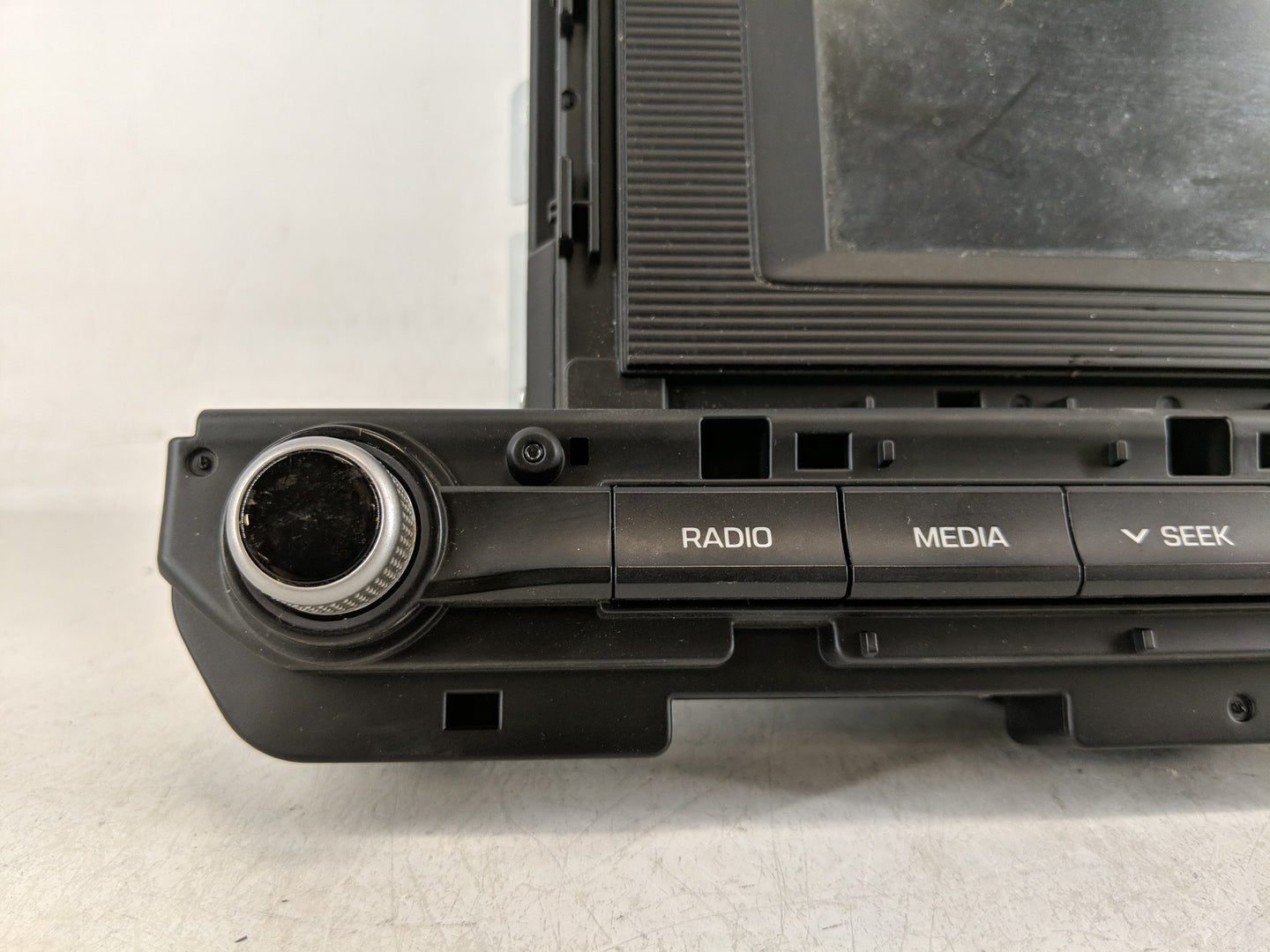 2019-2020 Hyundai Elantra Radio AM FM Cd Player Receiver Replacement P/N:96180F2UA0SSH Fits Fits 2019 2020 OEM Used Auto Par