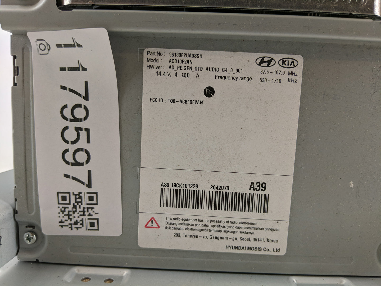 2019-2020 Hyundai Elantra Radio AM FM Cd Player Receiver Replacement P/N:96180F2UA0SSH Fits Fits 2019 2020 OEM Used Auto Par