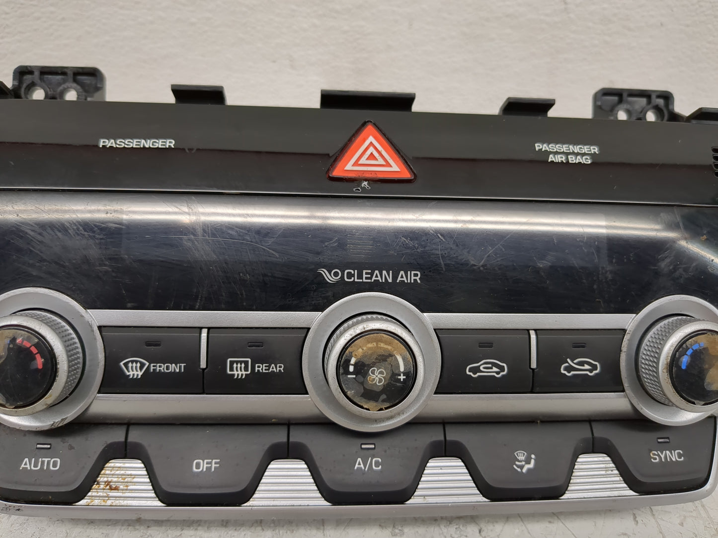 2019-2020 Hyundai Elantra Climate Control Module Temperature AC/Heater Replacement P/N:97250-F3DA0 Fits Fits 2019 2020 OEM U