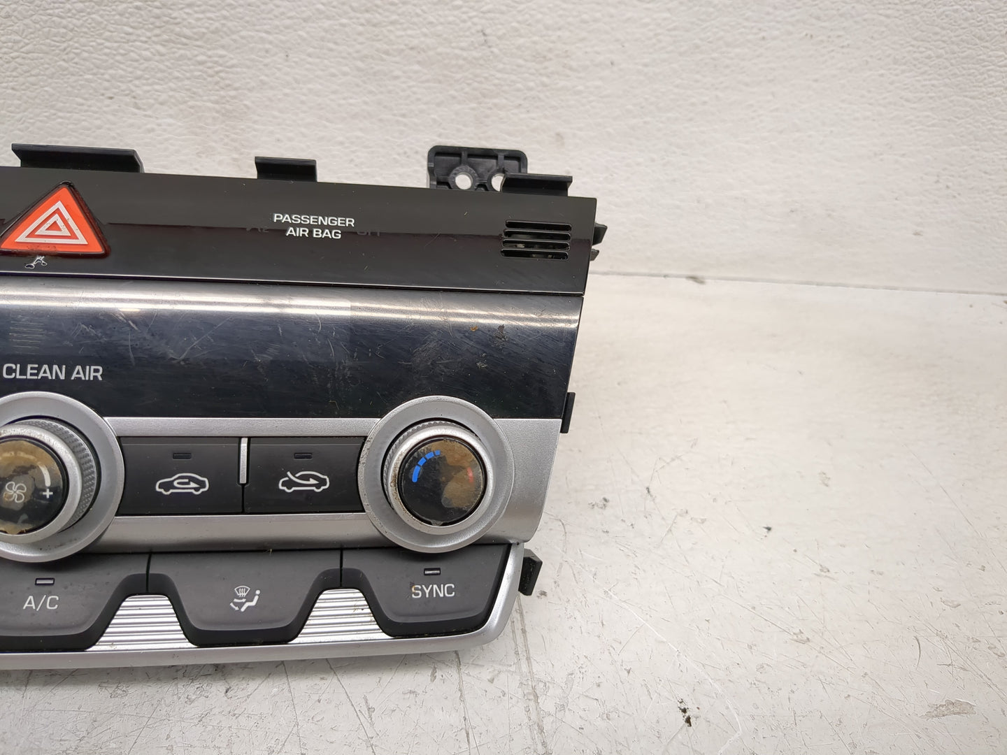 2019-2020 Hyundai Elantra Climate Control Module Temperature AC/Heater Replacement P/N:97250-F3DA0 Fits Fits 2019 2020 OEM U