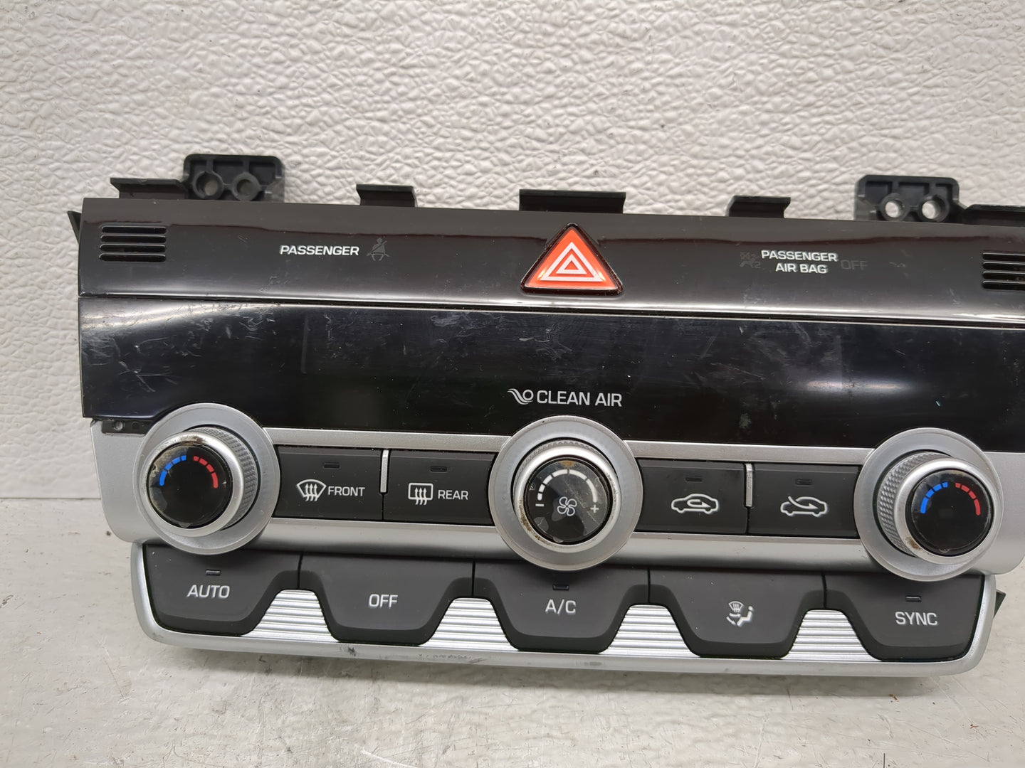 2019-2020 Hyundai Elantra Climate Control Module Temperature AC/Heater Replacement P/N:97250-F2XXX Fits Fits 2019 2020 OEM U