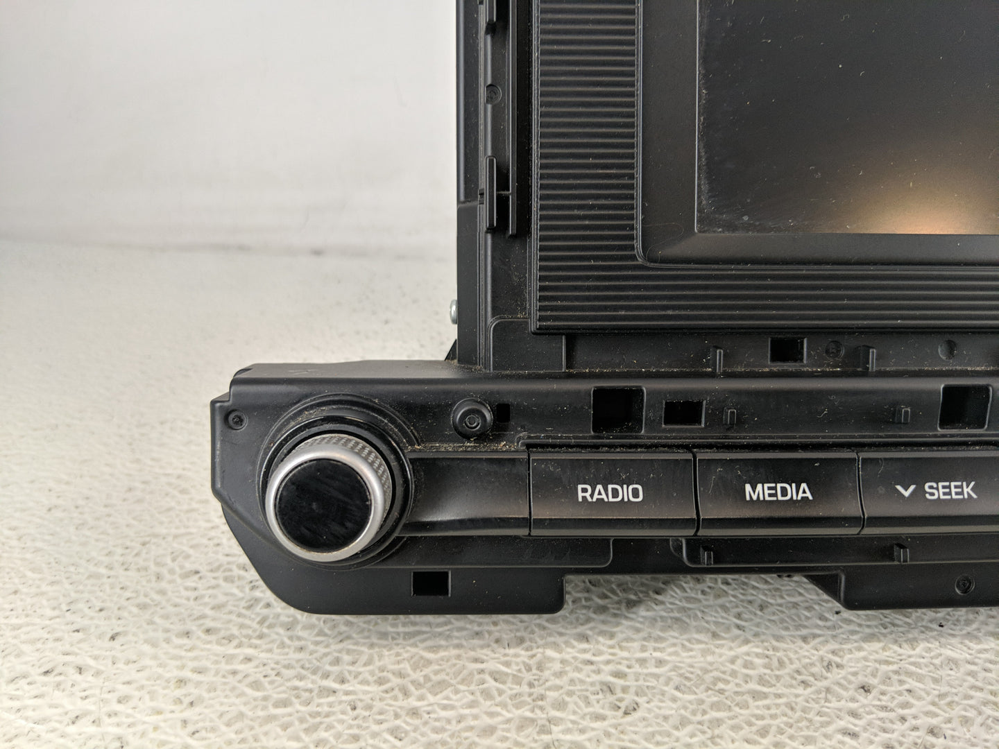 2020 Hyundai Elantra Radio AM FM Cd Player Receiver Replacement P/N:96180F2UASSH Fits OEM Used Auto Parts - Oemusedautoparts