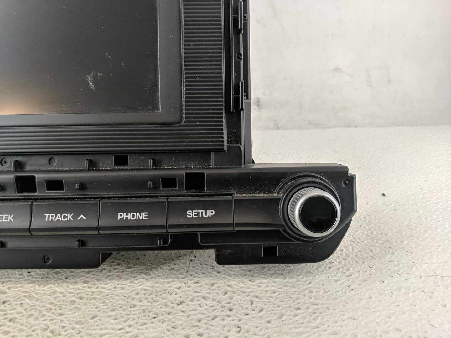 2020 Hyundai Elantra Radio AM FM Cd Player Receiver Replacement P/N:96180F2UASSH Fits OEM Used Auto Parts - Oemusedautoparts