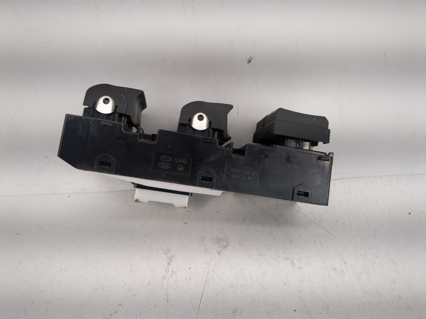 2017-2020 Hyundai Elantra Master Power Window Switch Replacement Driver Side Left P/N:93570F2100 299159192 Fits OEM Used Aut