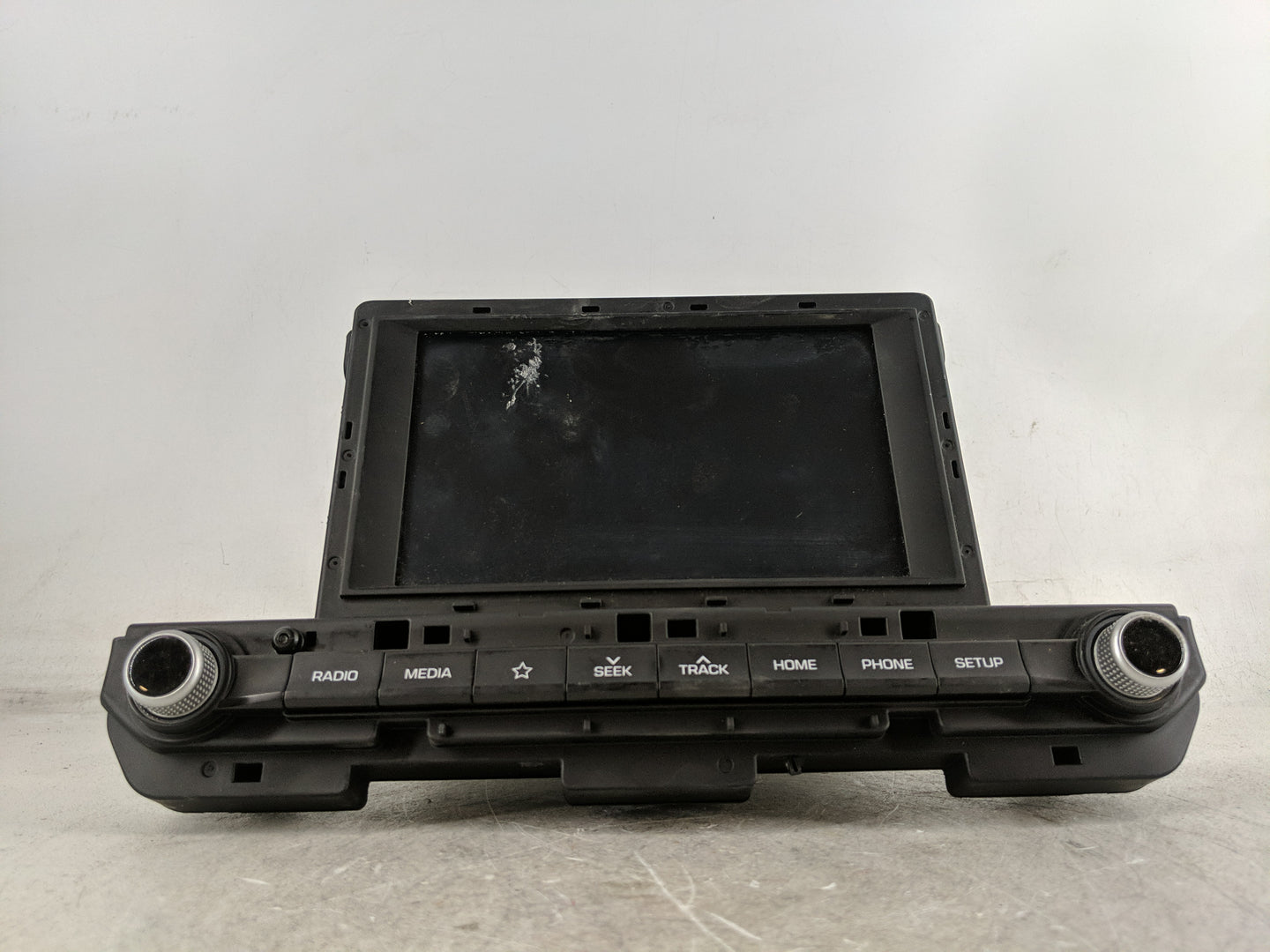 2019-2020 Hyundai Elantra Radio AM FM Cd Player Receiver Replacement P/N:96160-F2UA0SSH Fits Fits 2019 2020 OEM Used Auto Pa