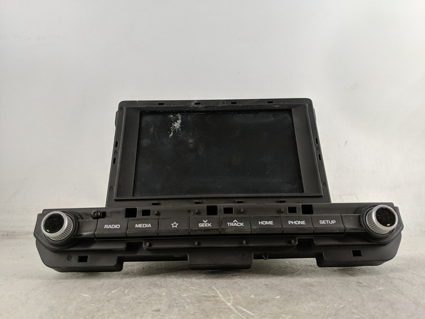 2019-2020 Hyundai Elantra Radio AM FM Cd Player Receiver Replacement P/N:96160-F2UA0SSH Fits Fits 2019 2020 OEM Used Auto Pa
