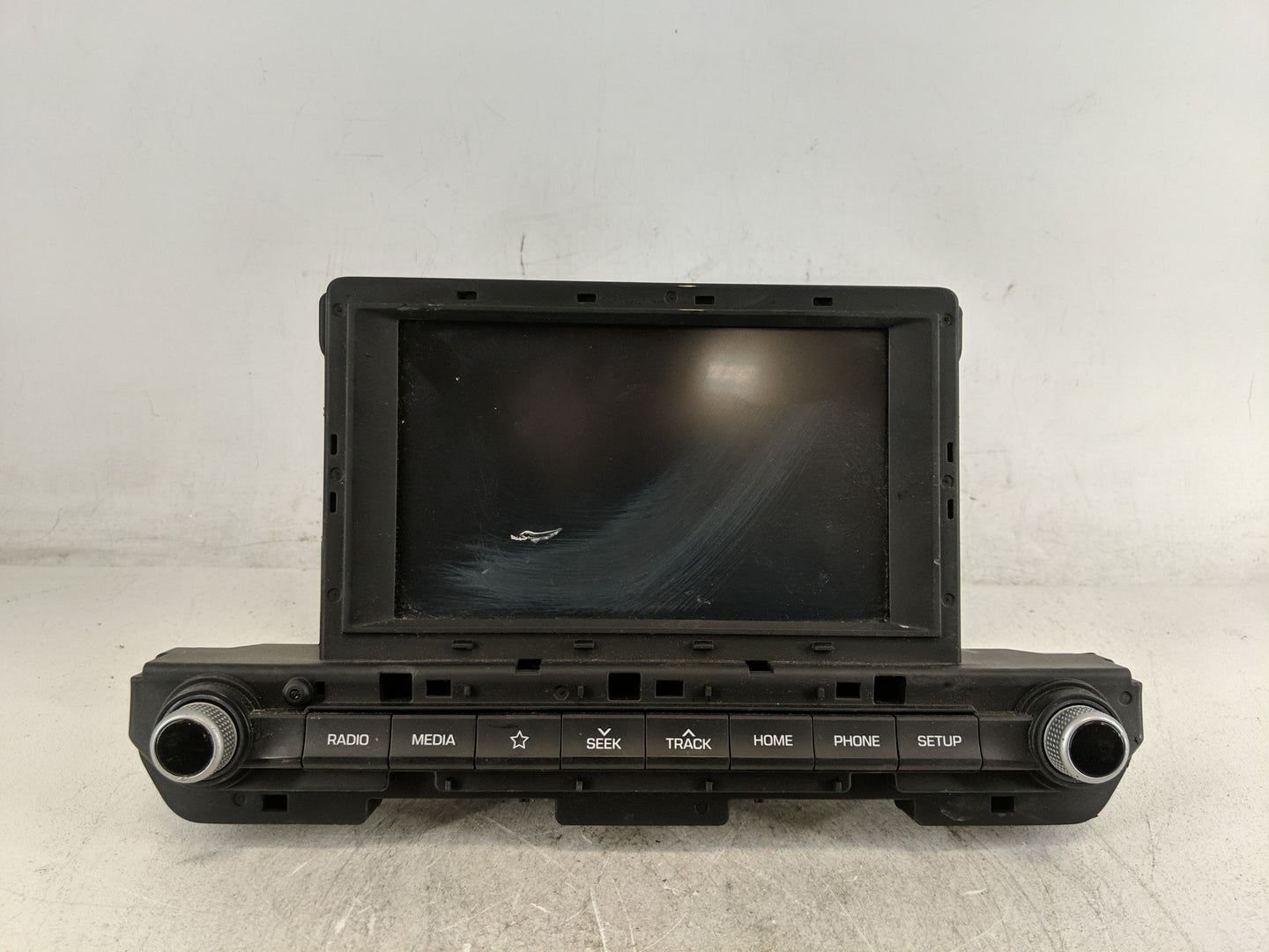 2019-2020 Hyundai Elantra Radio AM FM Cd Player Receiver Replacement P/N:96160-F2UA0SSH Fits Fits 2019 2020 OEM Used Auto Pa