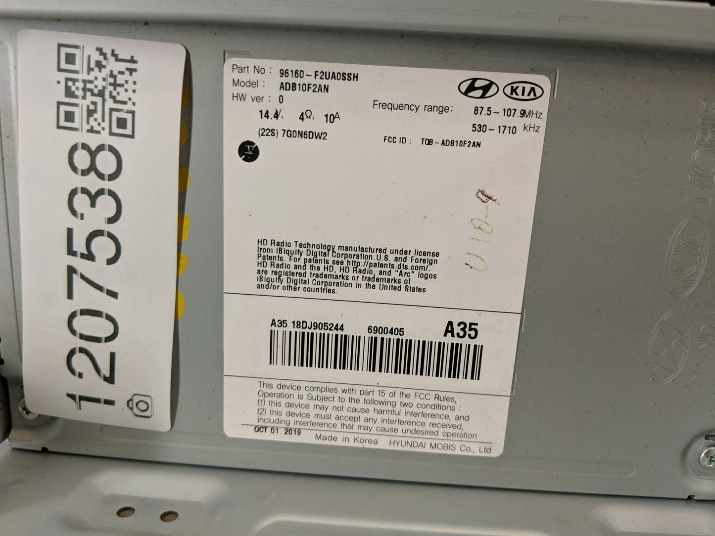 2019-2020 Hyundai Elantra Radio AM FM Cd Player Receiver Replacement P/N:96160-F2UA0SSH Fits Fits 2019 2020 OEM Used Auto Pa