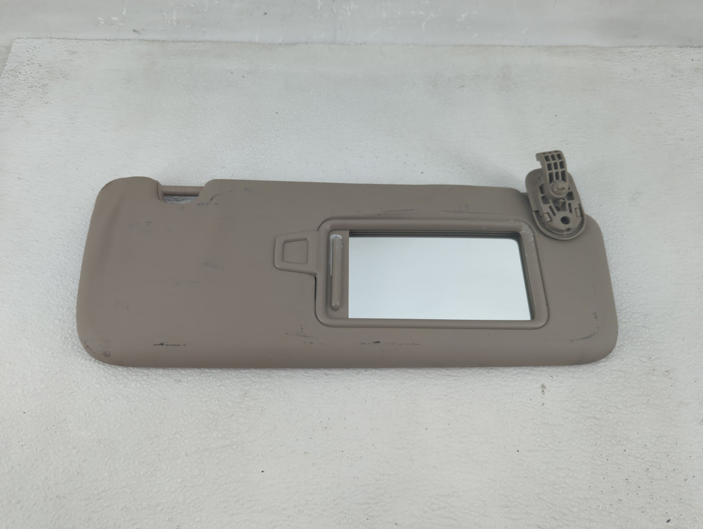 2018-2020 Hyundai Elantra Sun Visor Shade Replacement Passenger Right Mirror Fits Fits 2018 2019 2020 OEM Used Auto Parts - 