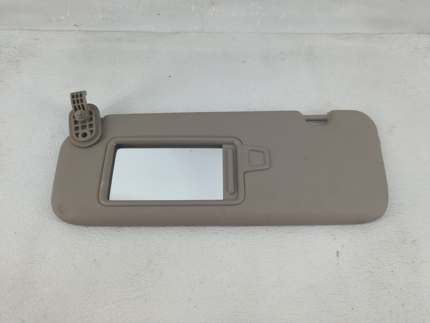 2017-2020 Hyundai Elantra Sun Visor Shade Replacement Driver Left Mirror Fits Fits 2017 2018 2019 2020 OEM Used Auto Parts -