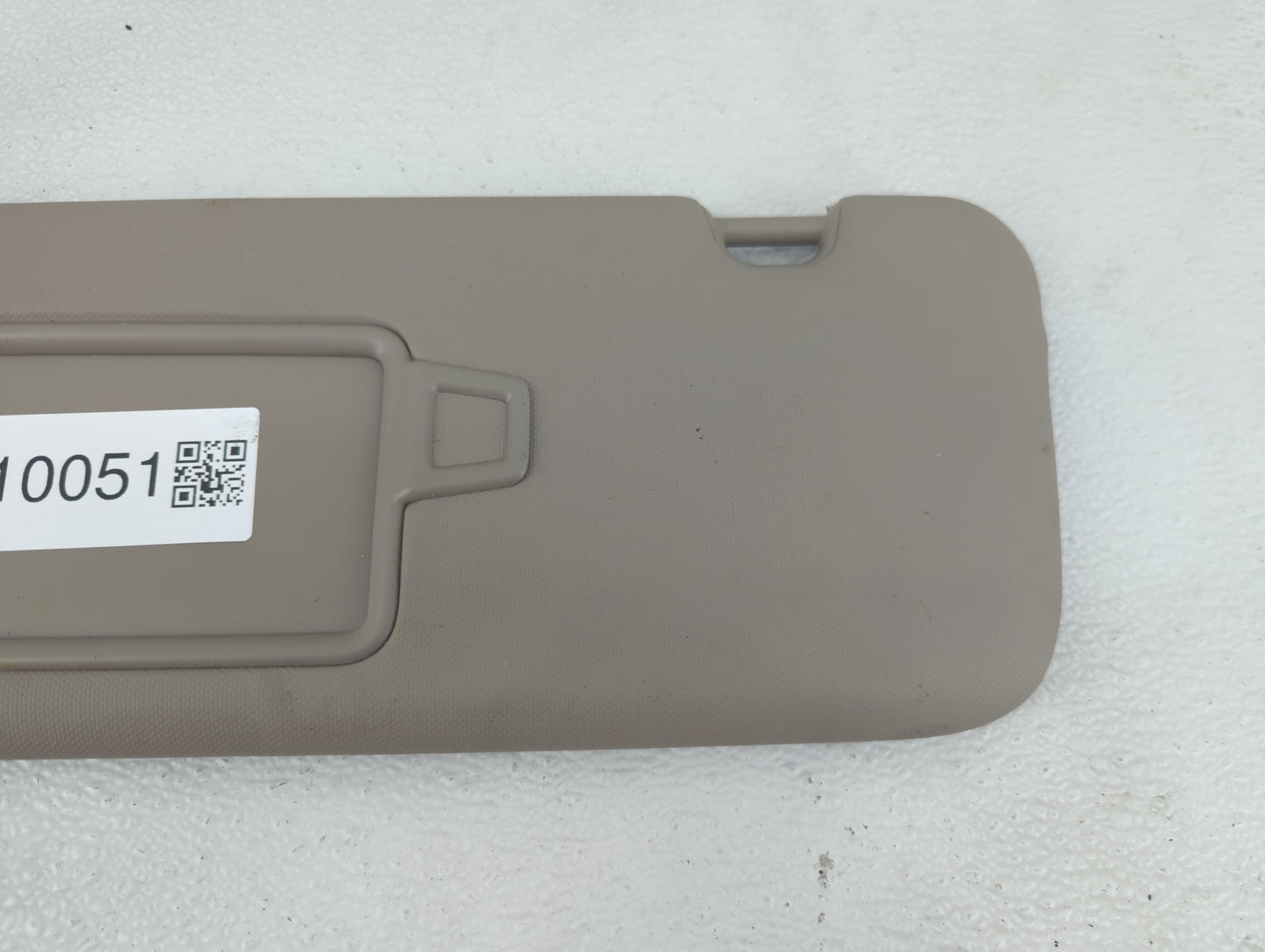 2017-2020 Hyundai Elantra Sun Visor Shade Replacement Driver Left Mirror Fits Fits 2017 2018 2019 2020 OEM Used Auto Parts -