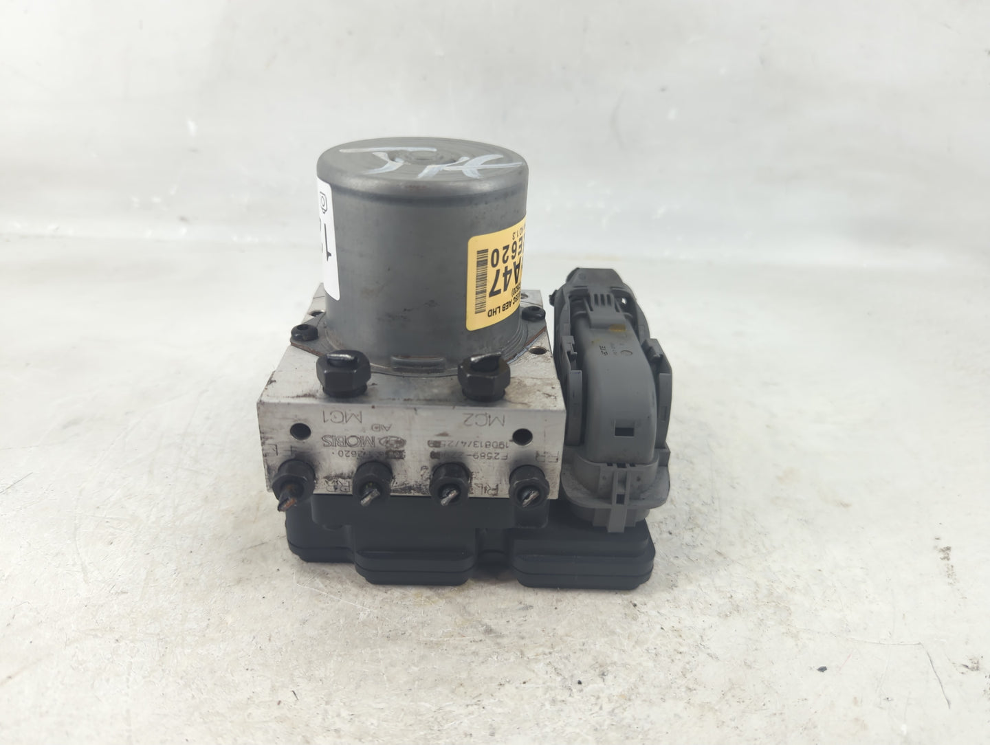 2019-2020 Hyundai Elantra ABS Pump Control Module Replacement P/N:F2589-22900 Fits Fits 2019 2020 OEM Used Auto Parts - Oemu