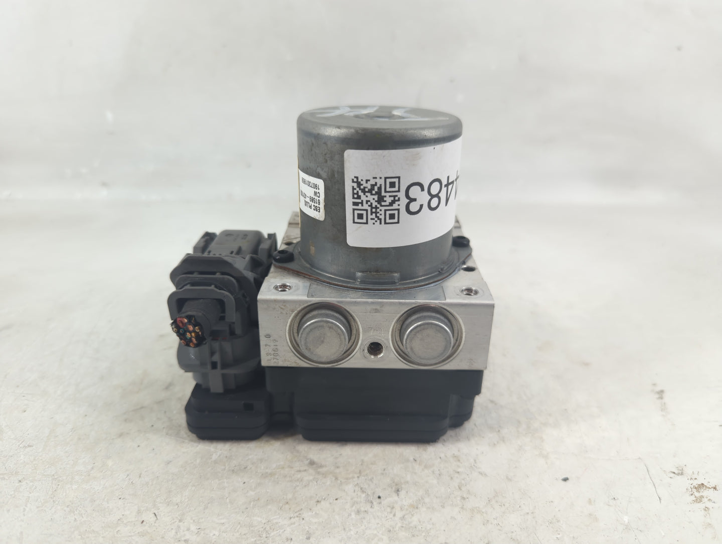 2019-2020 Hyundai Elantra ABS Pump Control Module Replacement P/N:F2589-22900 Fits Fits 2019 2020 OEM Used Auto Parts - Oemu