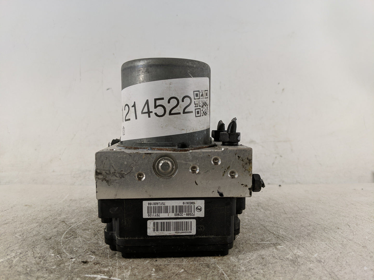 2019-2020 Hyundai Elantra ABS Pump Control Module Replacement P/N:58900-F2620 F2589-32900 Fits Fits 2019 2020 OEM Used Auto 