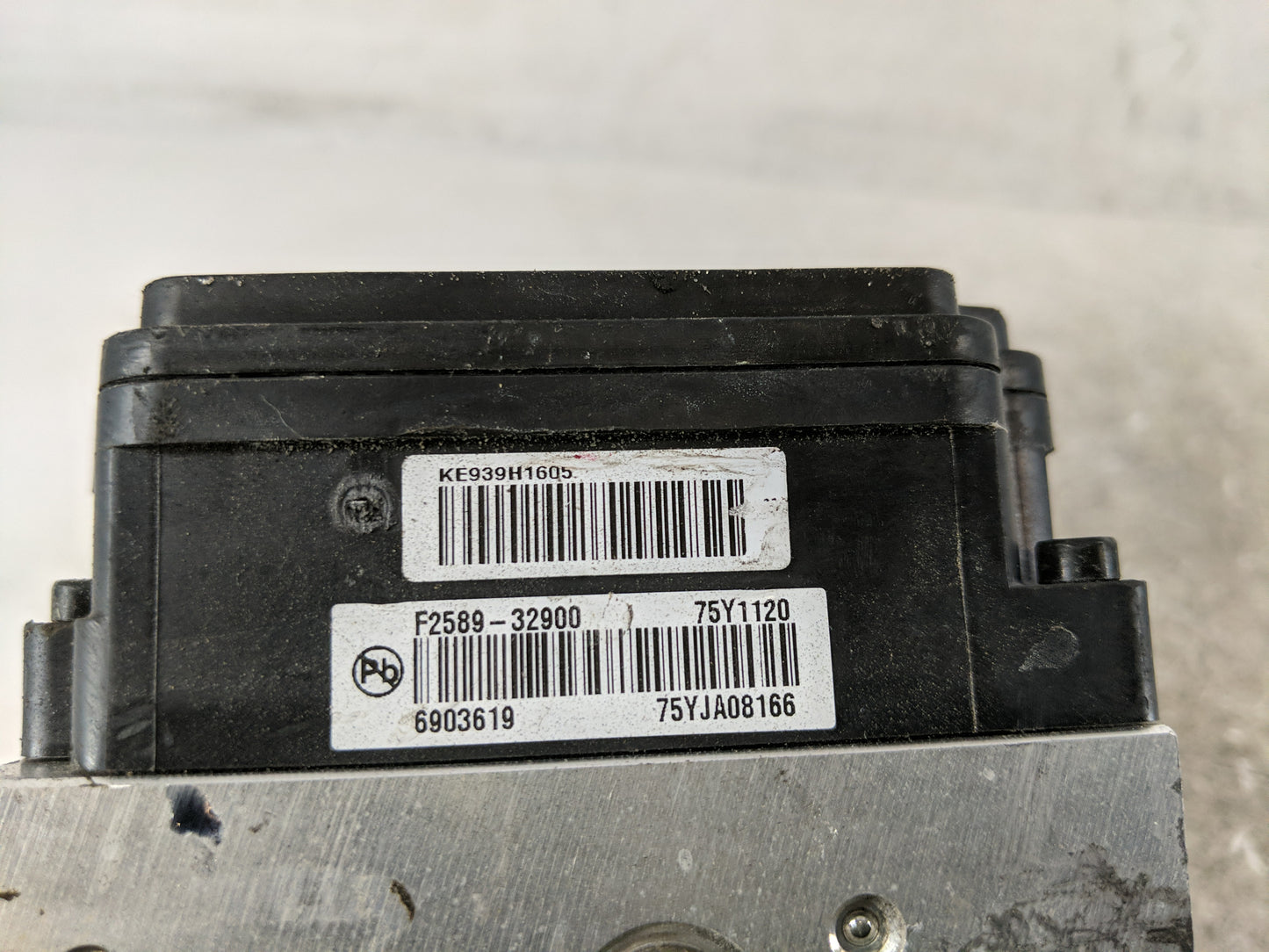 2019-2020 Hyundai Elantra ABS Pump Control Module Replacement P/N:58900-F2620 F2589-32900 Fits Fits 2019 2020 OEM Used Auto 