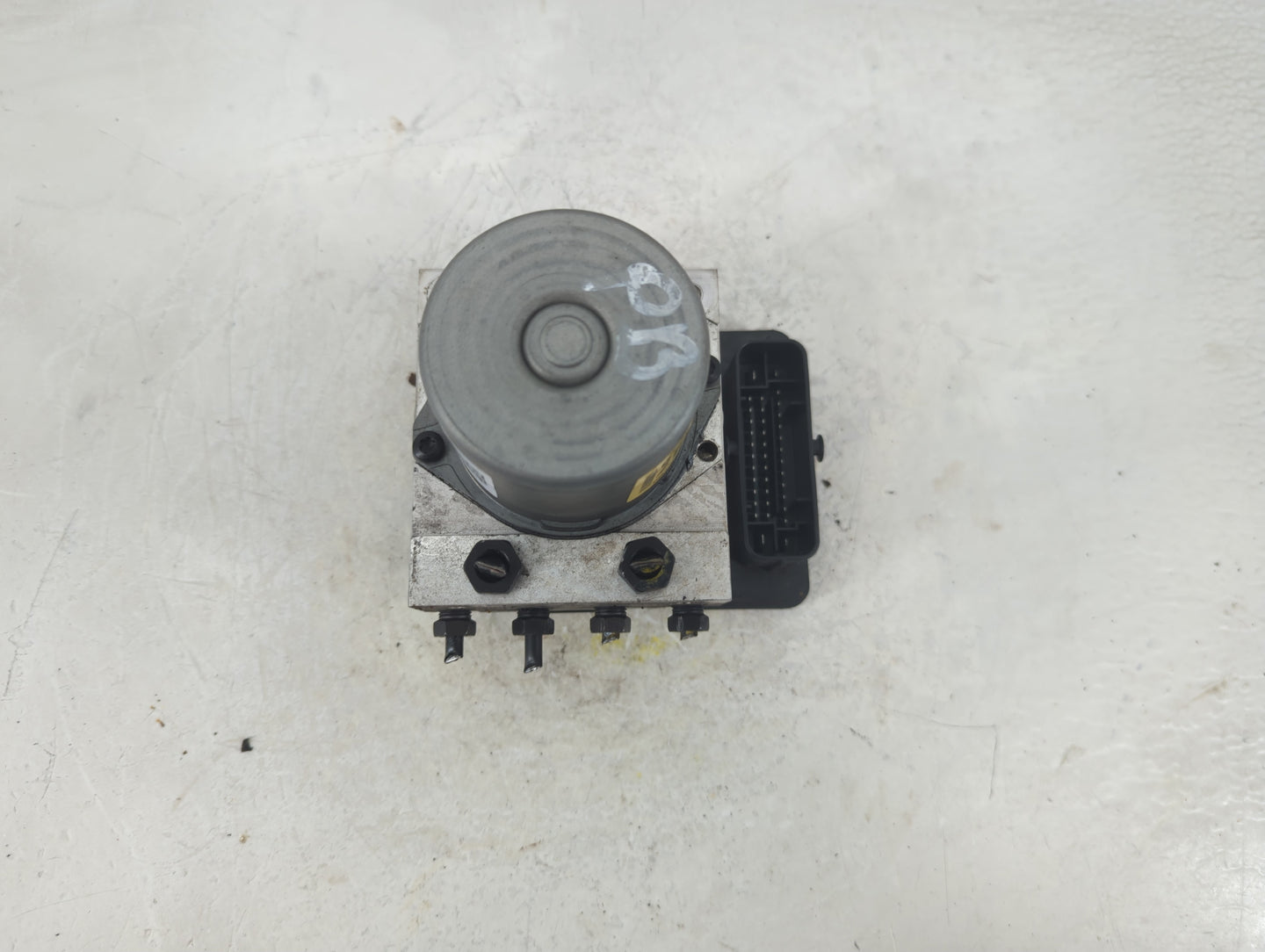 2019-2020 Hyundai Elantra ABS Pump Control Module Replacement P/N:58910-F2620 F2589-22900 Fits Fits 2019 2020 OEM Used Auto 