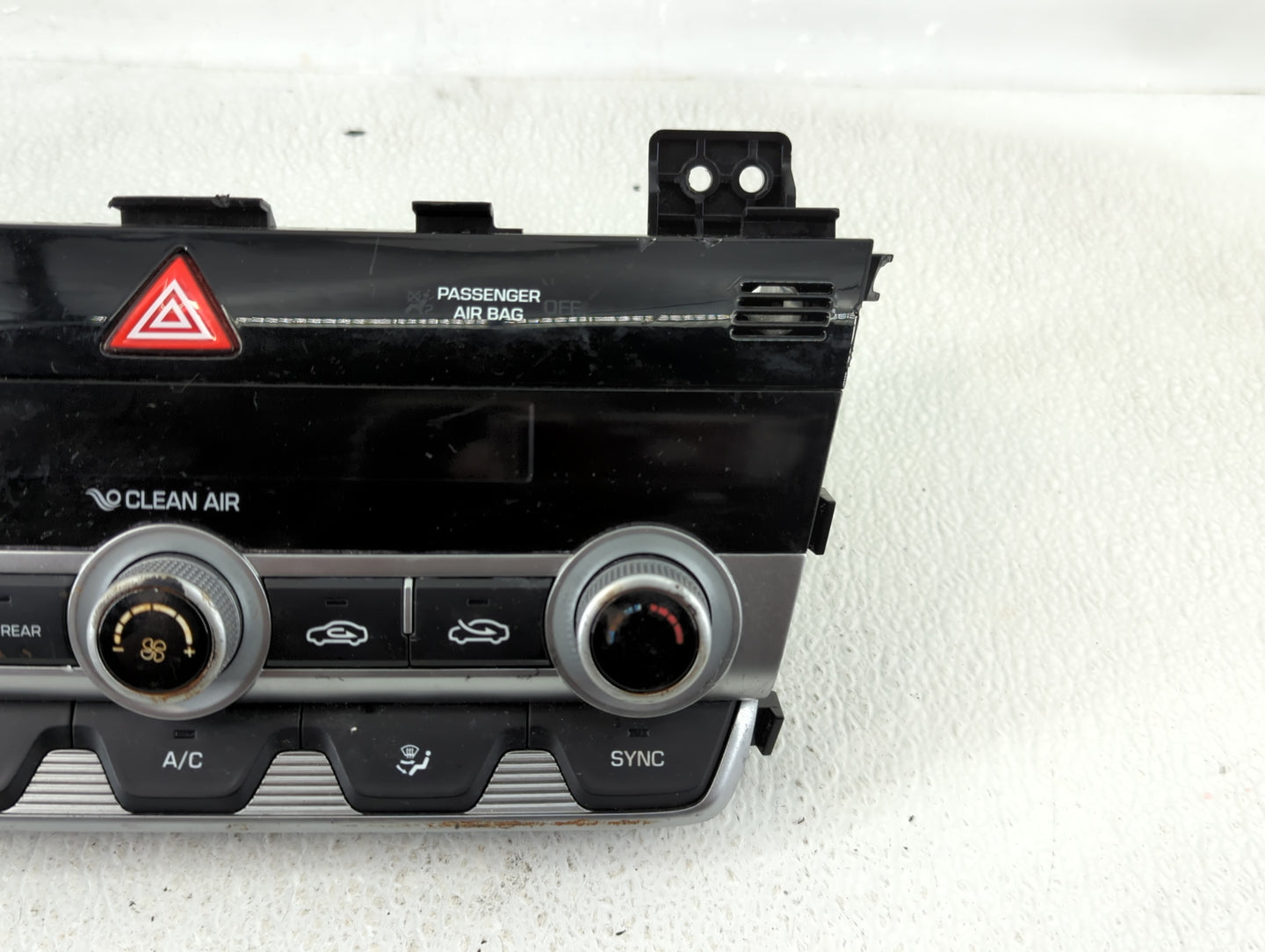 2019-2020 Hyundai Elantra Climate Control Module Temperature AC/Heater Replacement P/N:97250-F3DA0 Fits Fits 2019 2020 OEM U