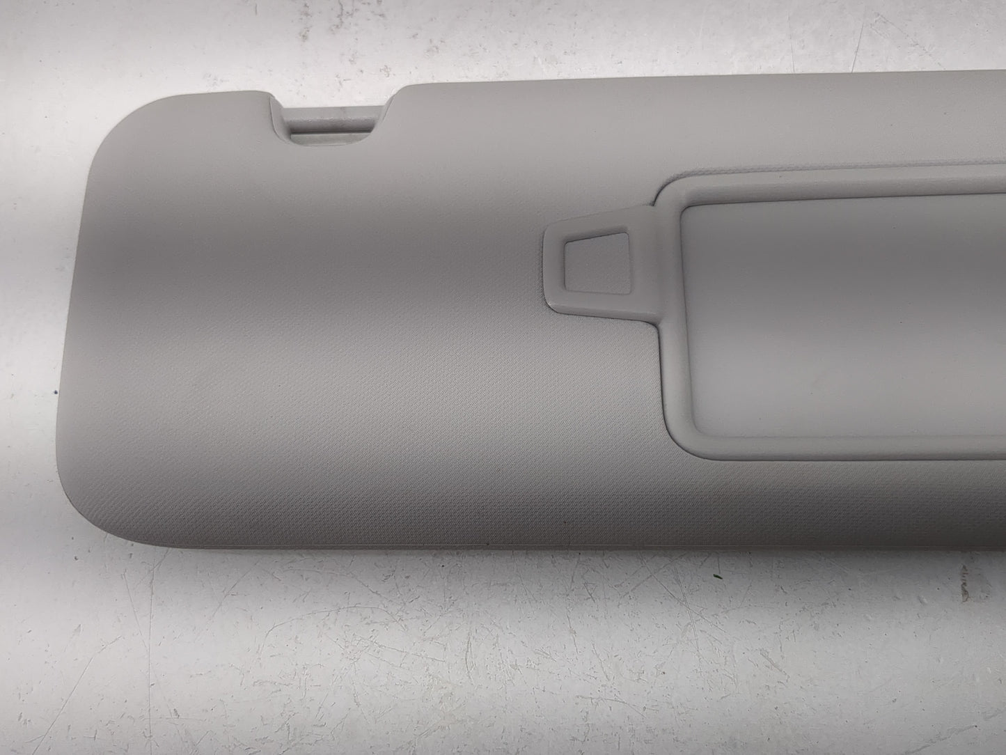 2017-2020 Hyundai Elantra Sun Visor Shade Replacement Passenger Right Mirror Fits Fits 2017 2018 2019 2020 OEM Used Auto Par