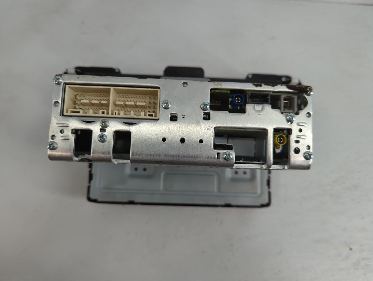 2019-2020 Hyundai Elantra Radio AM FM Cd Player Receiver Replacement P/N:96160-F2UA0SSH Fits Fits 2019 2020 OEM Used Auto Pa