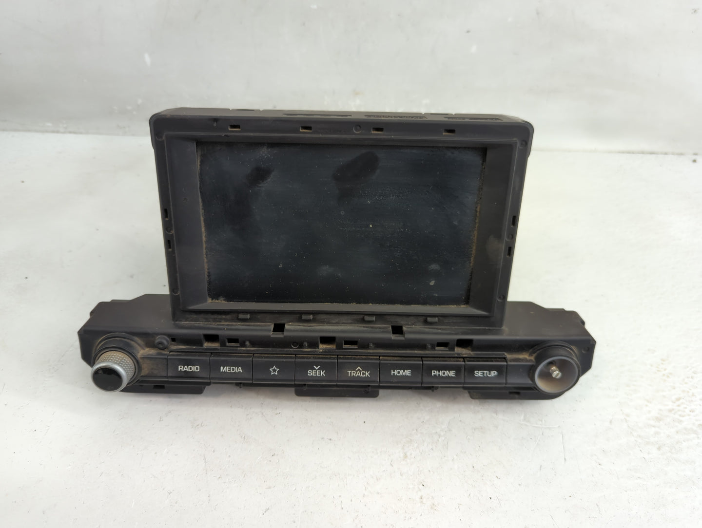2019-2020 Hyundai Elantra Radio AM FM Cd Player Receiver Replacement P/N:96160-F2UA0SSH Fits Fits 2019 2020 OEM Used Auto Pa