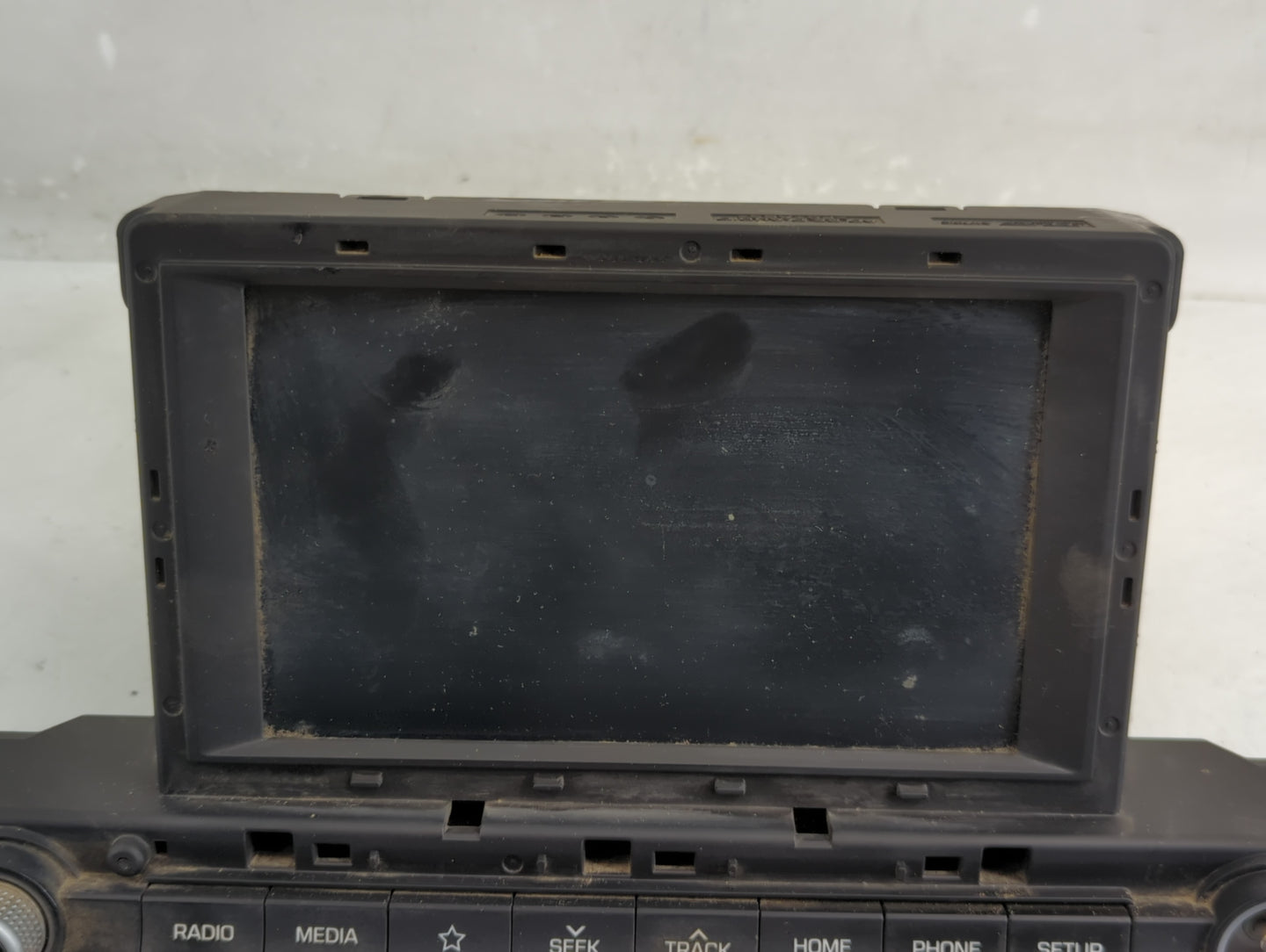 2019-2020 Hyundai Elantra Radio AM FM Cd Player Receiver Replacement P/N:96160-F2UA0SSH Fits Fits 2019 2020 OEM Used Auto Pa