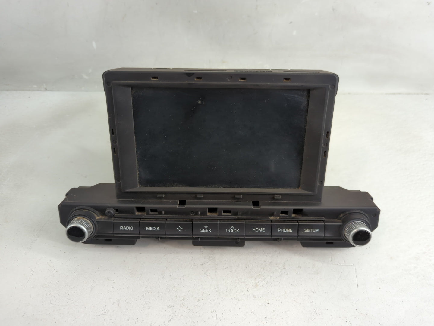 2019-2020 Hyundai Elantra Radio AM FM Cd Player Receiver Replacement P/N:96160-F2UC0SSH Fits Fits 2019 2020 OEM Used Auto Pa