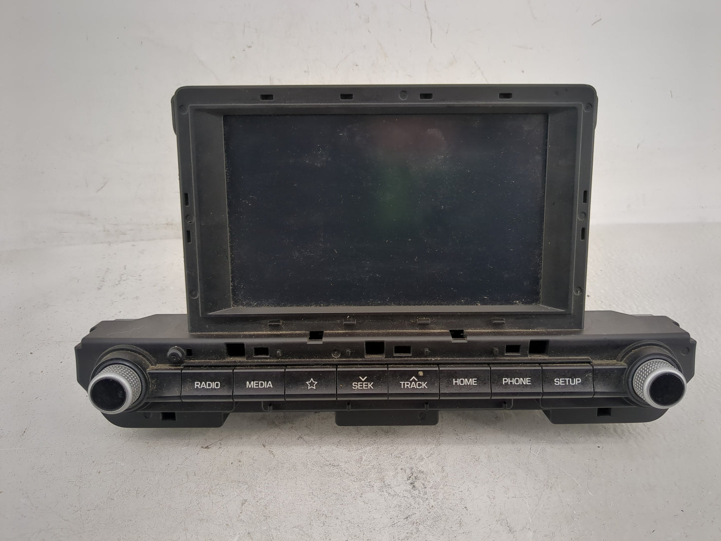 2019-2020 Hyundai Elantra Radio AM FM Cd Player Receiver Replacement P/N:96160-F2UA0SSH Fits Fits 2019 2020 OEM Used Auto Pa