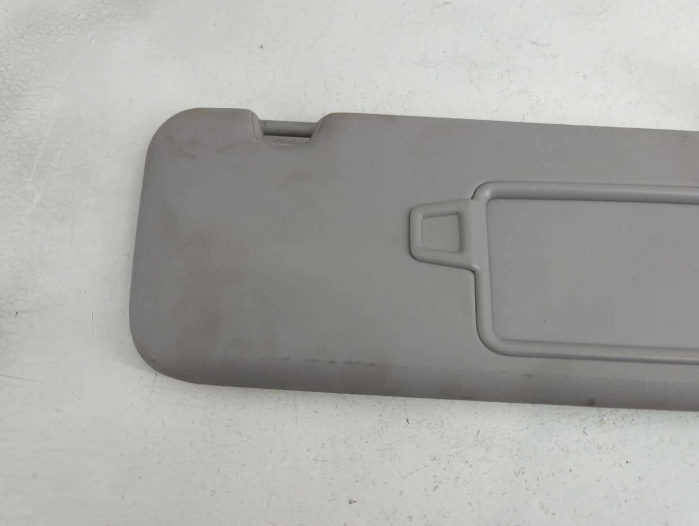2017-2020 Hyundai Elantra Sun Visor Shade Replacement Passenger Right Mirror Fits Fits 2017 2018 2019 2020 OEM Used Auto Par