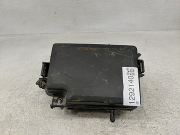 2019-2020 Hyundai Elantra Fusebox Fuse Box Panel Relay Module P/N:91956-F2025 Fits Fits 2019 2020 OEM Used Auto Parts - Oemu