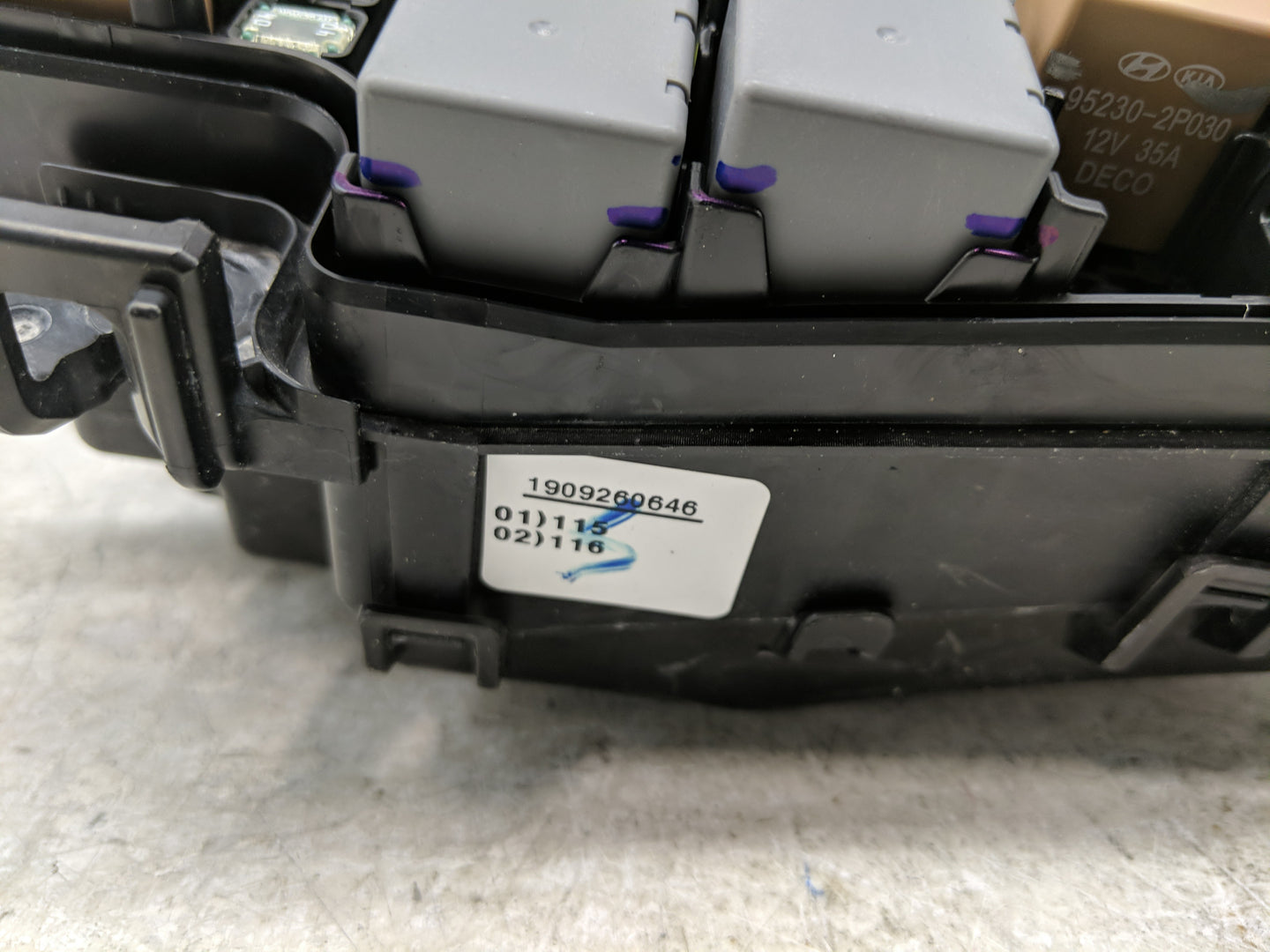 2019-2020 Hyundai Elantra Fusebox Fuse Box Panel Relay Module P/N:91956-F2025 Fits Fits 2019 2020 OEM Used Auto Parts - Oemu