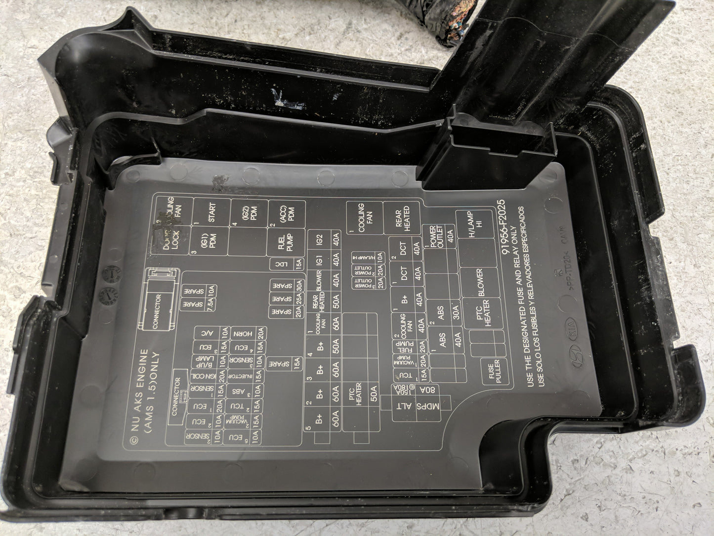 2019-2020 Hyundai Elantra Fusebox Fuse Box Panel Relay Module P/N:91956-F2025 Fits Fits 2019 2020 OEM Used Auto Parts - Oemu