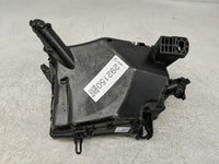 2019-2020 Hyundai Elantra Fusebox Fuse Box Panel Relay Module P/N:91956-F2025 Fits Fits 2019 2020 OEM Used Auto Parts - Oemu