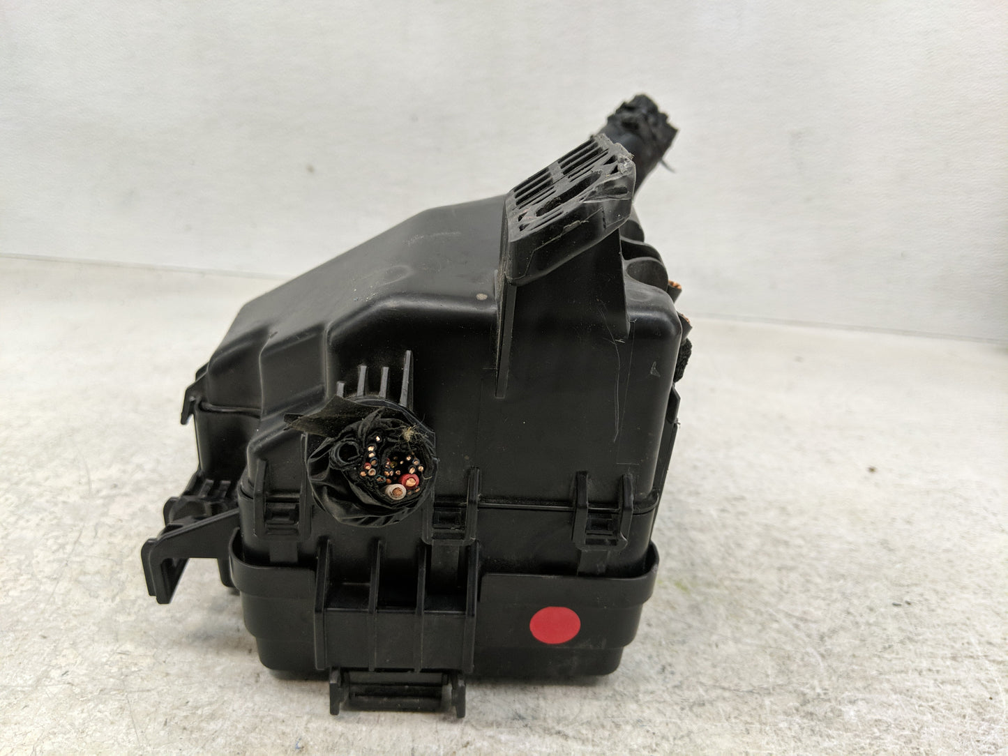 2019-2020 Hyundai Elantra Fusebox Fuse Box Panel Relay Module P/N:91210F3400AA Fits Fits 2019 2020 OEM Used Auto Parts - Oem