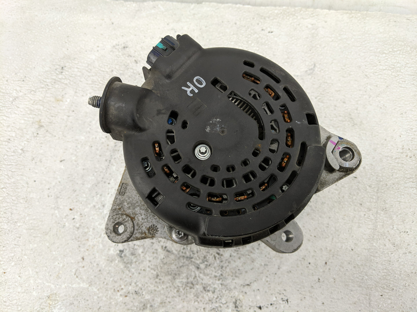 2017-2020 Hyundai Elantra Alternator Replacement Generator Charging Assembly Engine OEM P/N:37300-2E721 Fits OEM Used Auto P