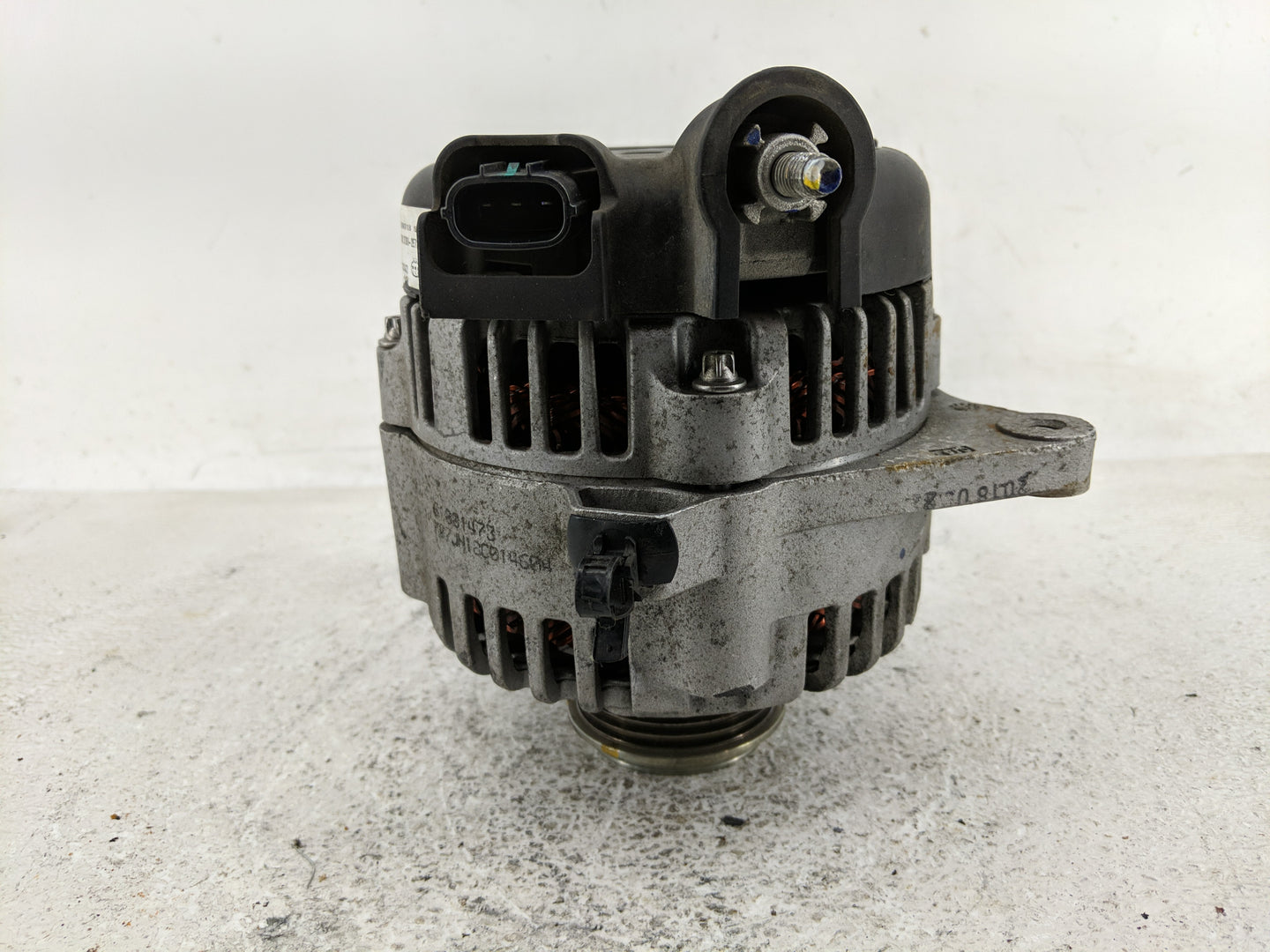 2017-2020 Hyundai Elantra Alternator Replacement Generator Charging Assembly Engine OEM P/N:37300-2E721 Fits OEM Used Auto P