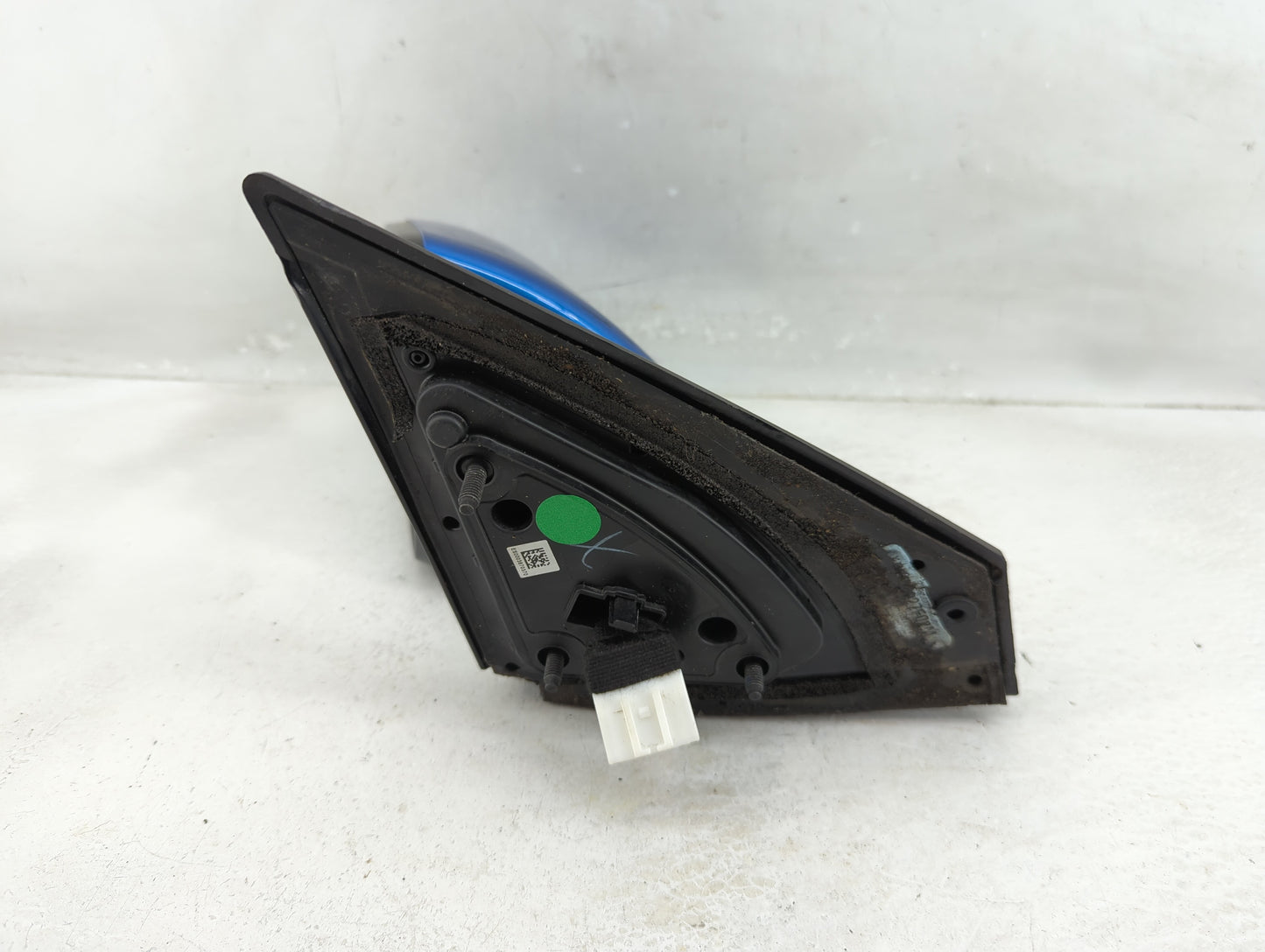 2017-2020 Hyundai Elantra Driver Side View Mirror - Left Door Mirror OEM Used - Oemusedautoparts1.com