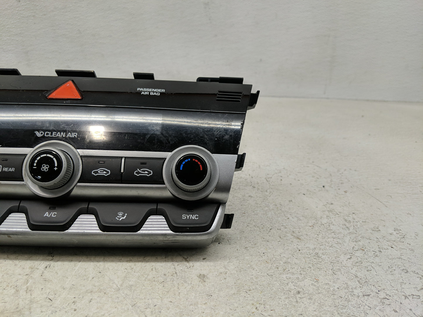 2019-2020 Hyundai Elantra Climate Control Module Temperature AC/Heater Replacement P/N:97250-F3DA0 Fits Fits 2019 2020 OEM U