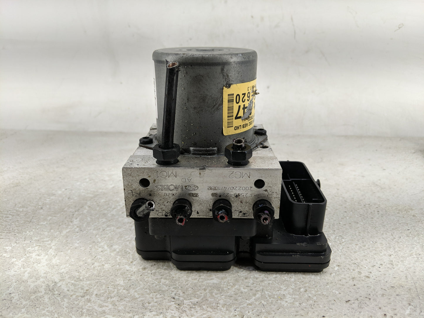 2020 Hyundai Elantra ABS Pump Control Module Replacement P/N:58900-F2620 Fits OEM Used Auto Parts - Oemusedautoparts1.com