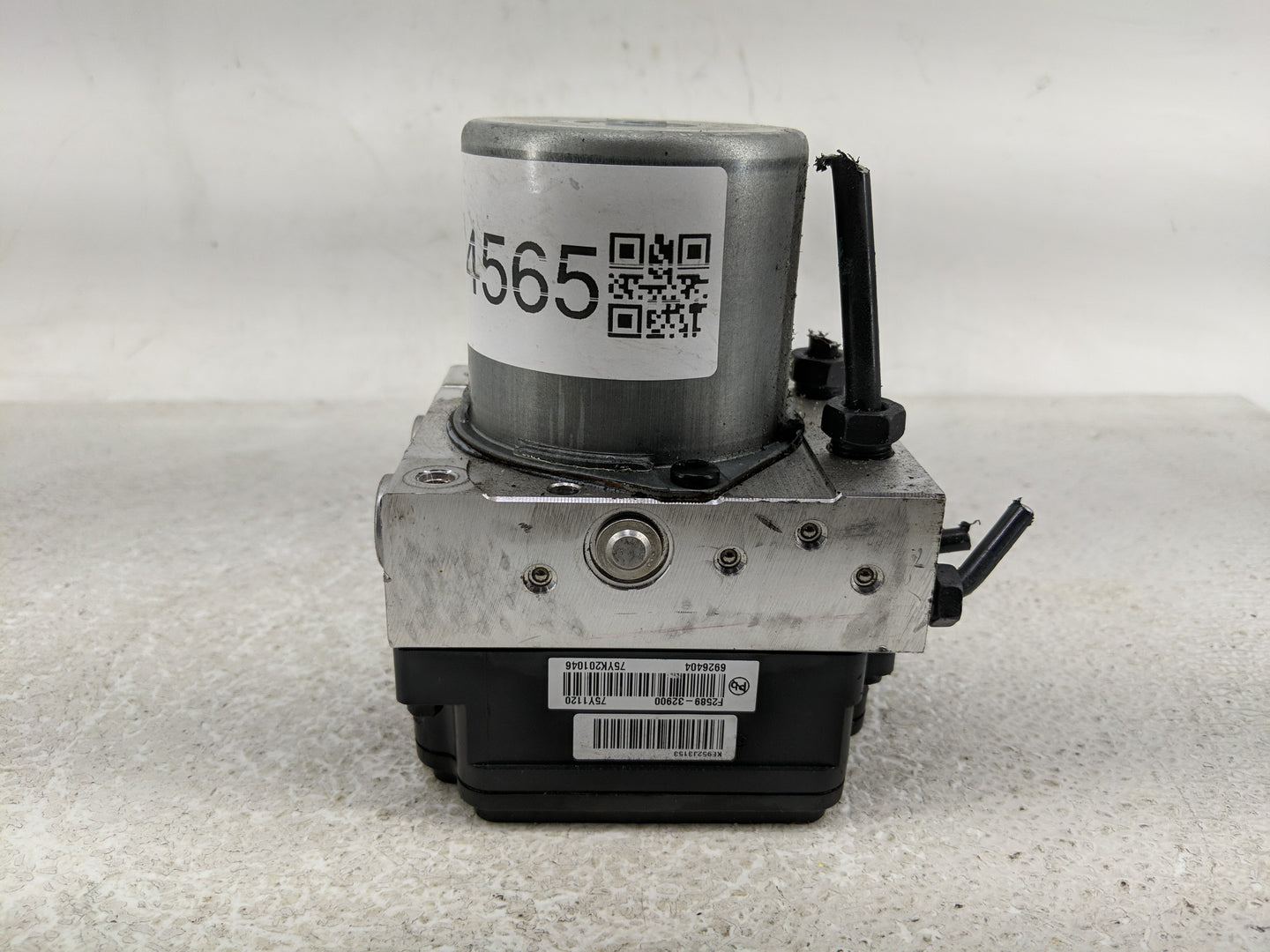 2020 Hyundai Elantra ABS Pump Control Module Replacement P/N:58900-F2620 Fits OEM Used Auto Parts - Oemusedautoparts1.com