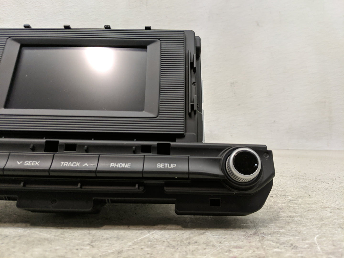 2019-2020 Hyundai Elantra Radio AM FM Cd Player Receiver Replacement P/N:96180F2UA0SSH Fits Fits 2019 2020 OEM Used Auto Par