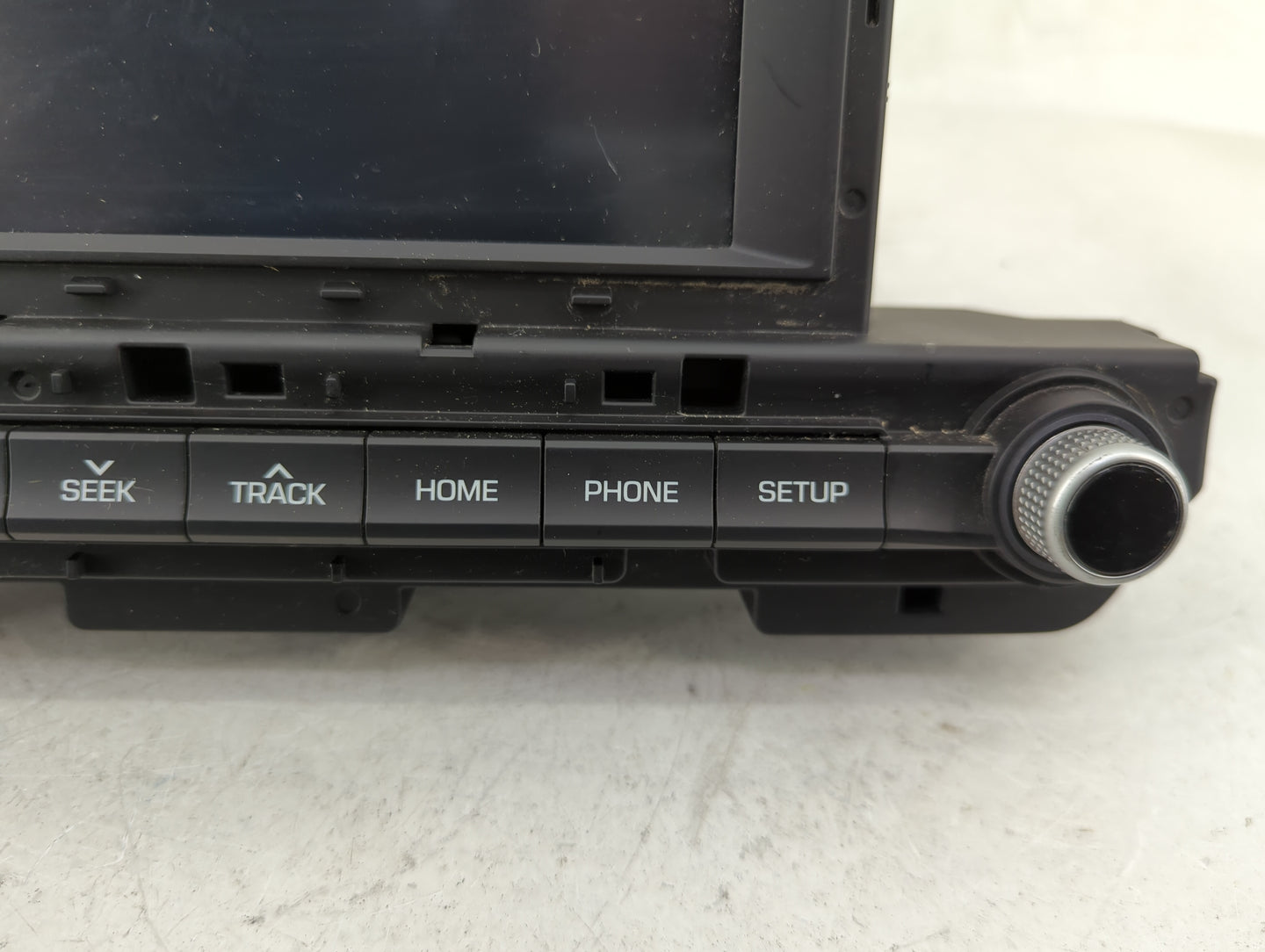 2019-2020 Hyundai Elantra Radio AM FM Cd Player Receiver Replacement P/N:96160-F2UA0SSH Fits Fits 2019 2020 OEM Used Auto Pa