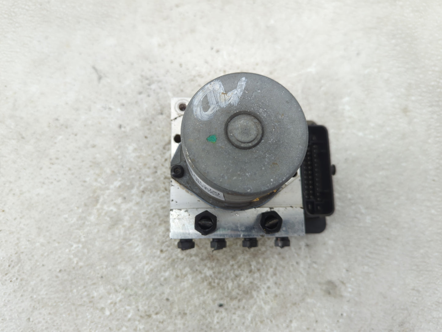 2019-2020 Hyundai Elantra ABS Pump Control Module Replacement P/N:61589-43100 58900-F2620 Fits Fits 2019 2020 OEM Used Auto 
