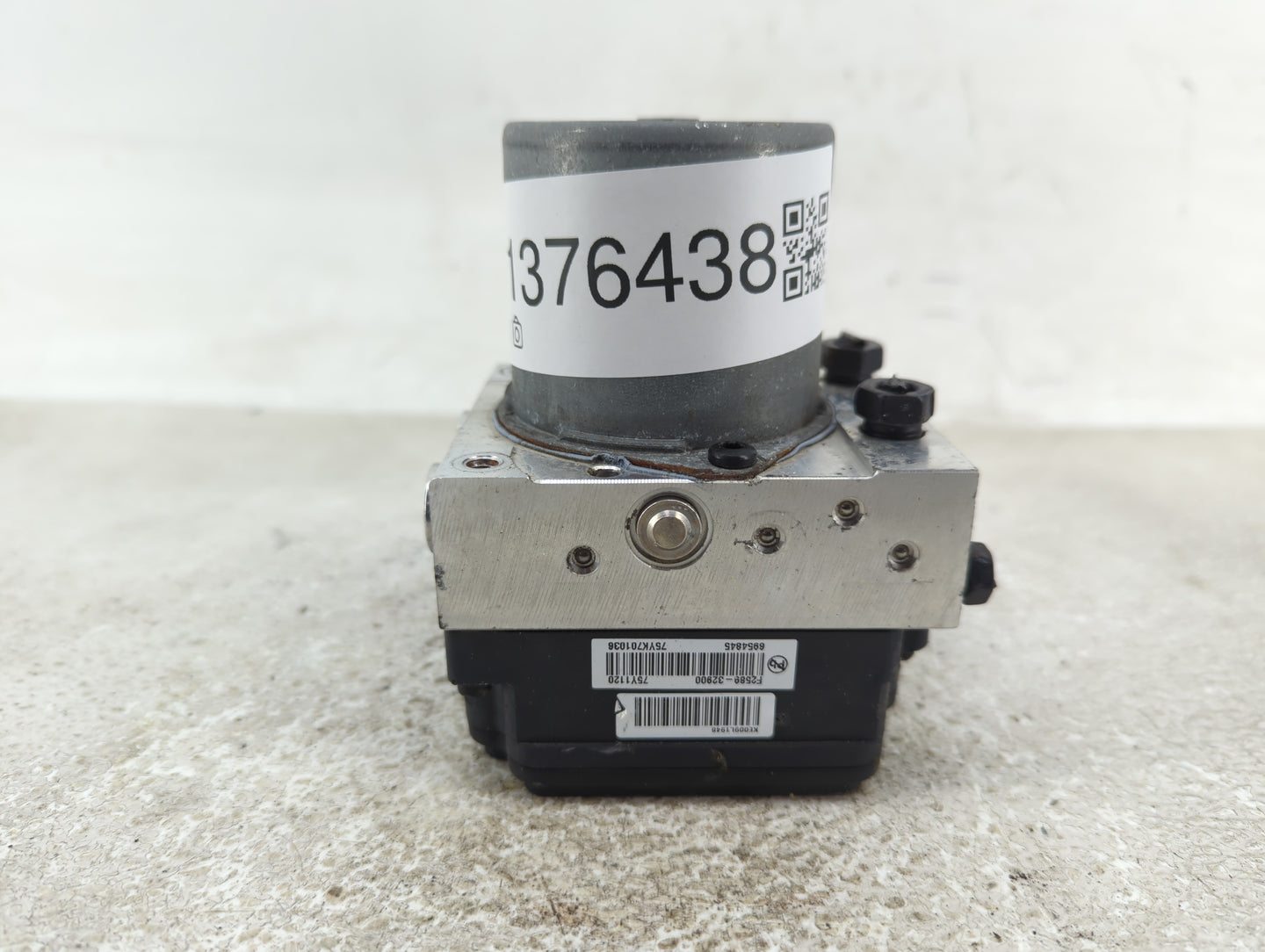 2019-2020 Hyundai Elantra ABS Pump Control Module Replacement P/N:61589-43100 58900-F2620 Fits Fits 2019 2020 OEM Used Auto 