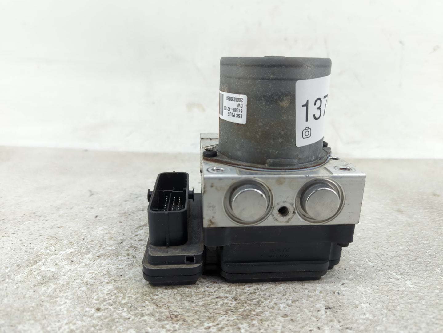 2019-2020 Hyundai Elantra ABS Pump Control Module Replacement P/N:61589-43100 58900-F2620 Fits Fits 2019 2020 OEM Used Auto 