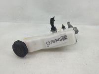 2020-2020 Hyundai Elantra Brake Master Cylinder 1376948 - Oemusedautoparts1.com