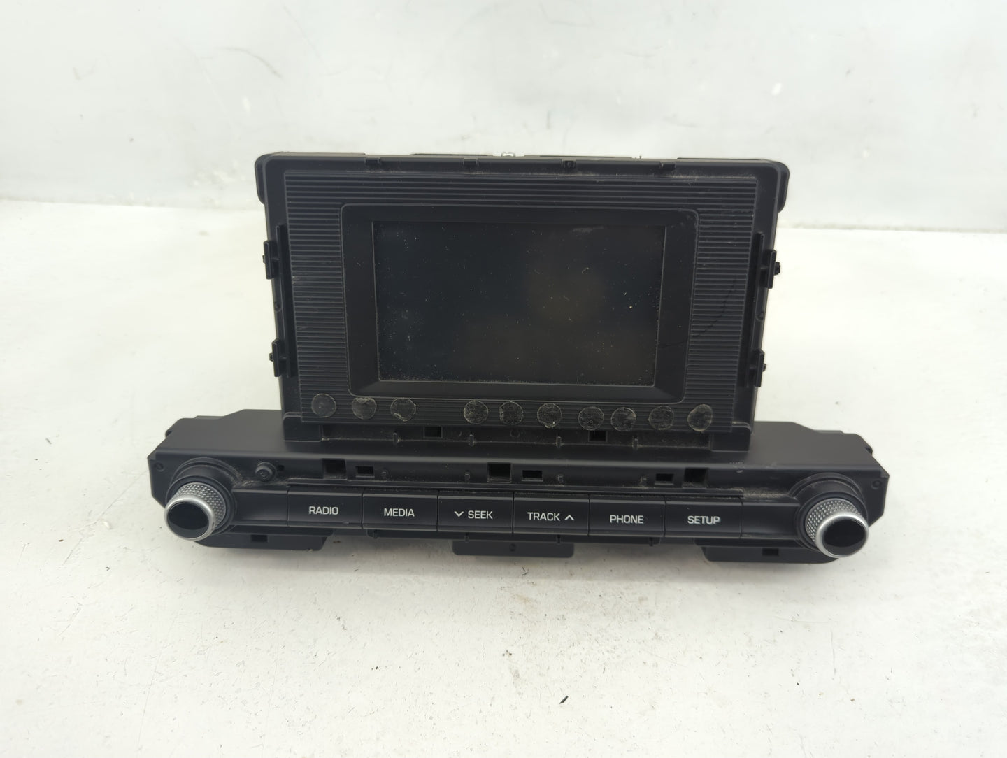 2019-2020 Hyundai Elantra Radio AM FM Cd Player Receiver Replacement P/N:96180F2UA0SSH Fits Fits 2019 2020 OEM Used Auto Par