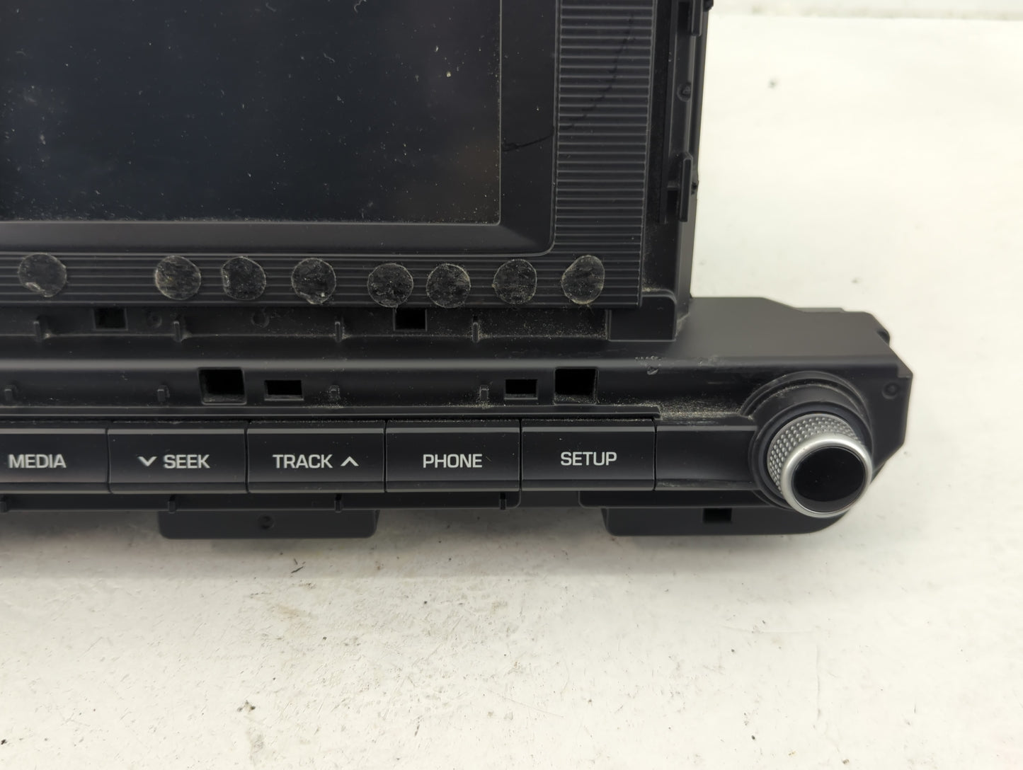 2019-2020 Hyundai Elantra Radio AM FM Cd Player Receiver Replacement P/N:96180F2UA0SSH Fits Fits 2019 2020 OEM Used Auto Par