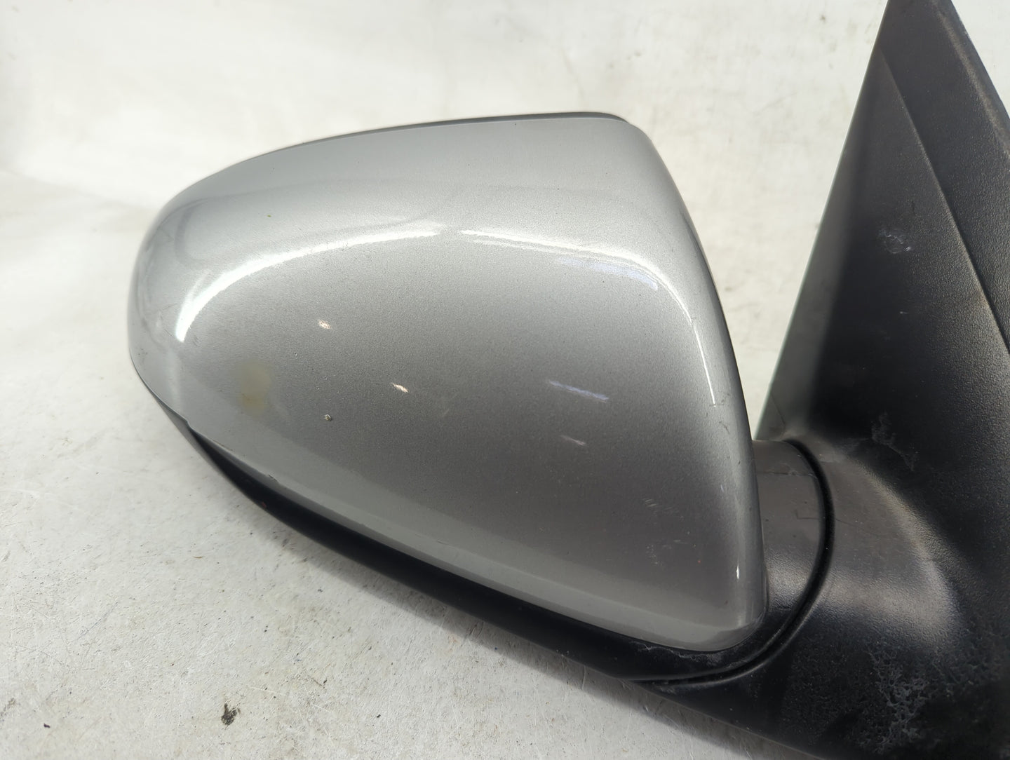 2017-2020 Hyundai Elantra Passenger Side View Mirror - Right Door Mirror OEM Used - Oemusedautoparts1.com