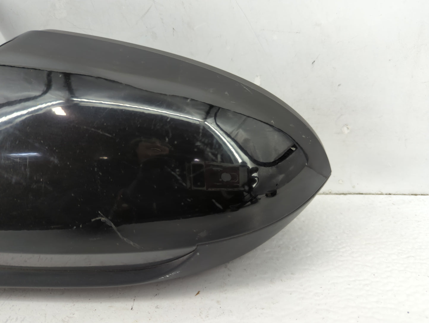 2017-2020 Hyundai Elantra Driver Side View Mirror - Left Door Mirror OEM Used - Oemusedautoparts1.com